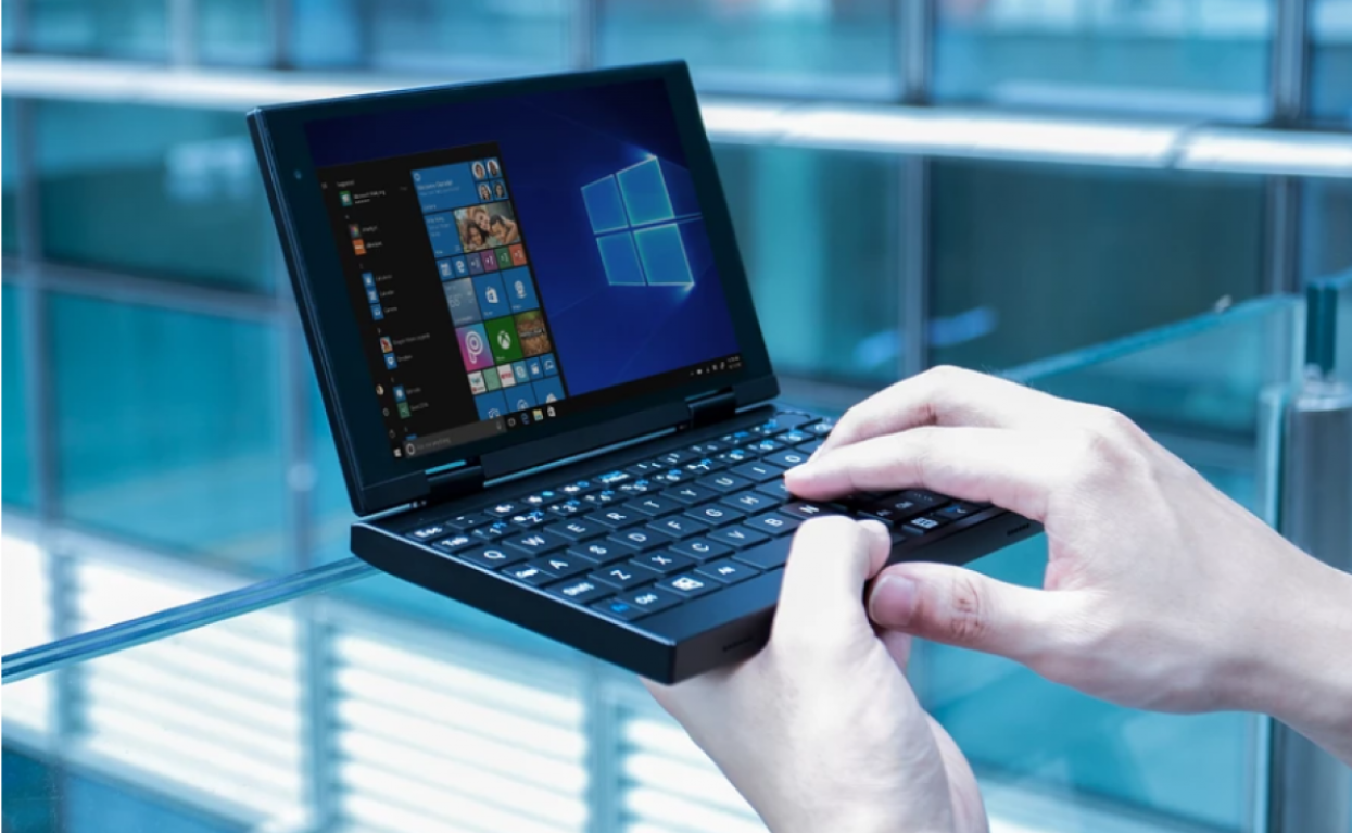 Peakago laptop mini nhỏ gọn giá rẻ chạy Windows 10