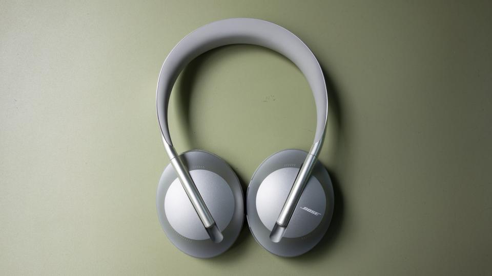 Những chiếc headphones đỉnh nhất nửa đầu năm 2020: Sony, Anker, Beats,... đều góp mặt