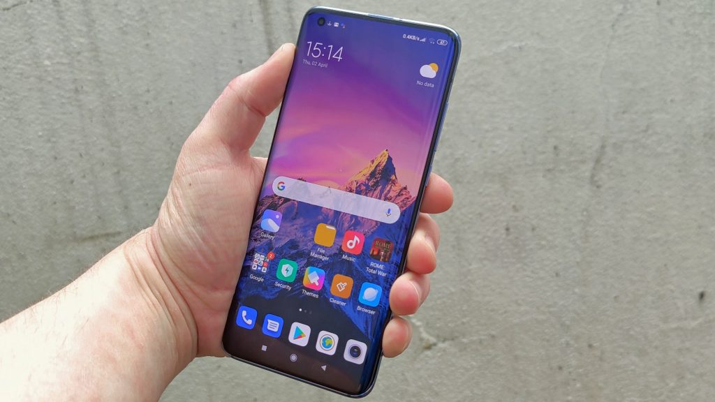 Cái tên của người kế nhiệm vẫn còn là ẩn số -Xiaomi Mi 11 Pro và Mi 11