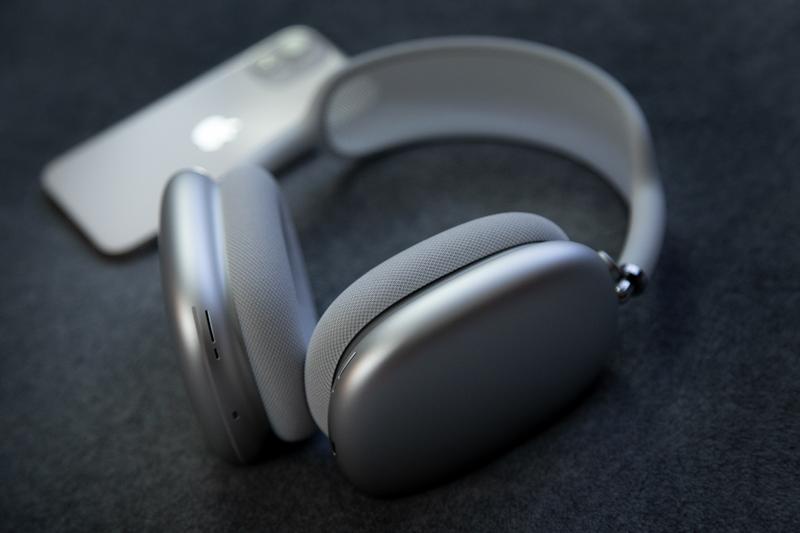 Cuối cùng Apple cũng cho ra mắt headphone: AirPods Max gần 13 triệu có xứng đáng?