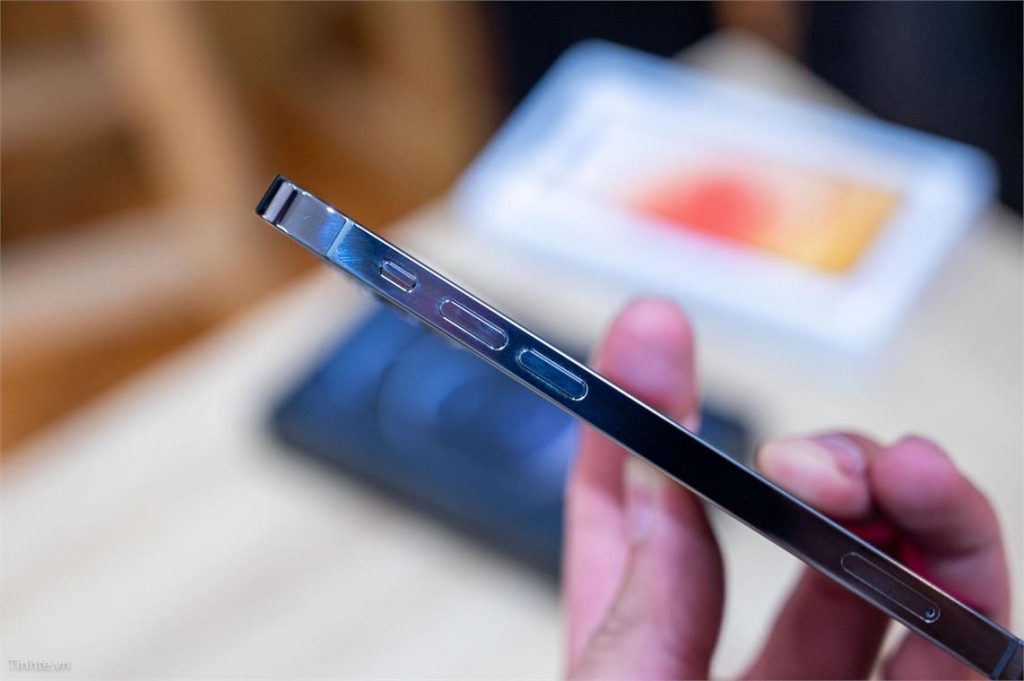 Viền - kính thưa các loại viền trên iPhone 13 có thể khắc phục bám bẩn - Những gì iPhone 13 cần có 