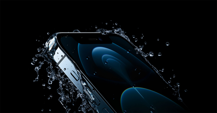 iPhone 12 chống nước như thế nào theo lời của cha đẻ Apple 