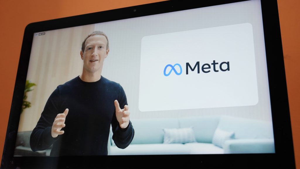 Tại sao Zuckerberg lại làm điều này? Facebook đổi tên thành Meta