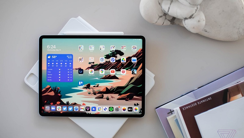 iPad màn hình gập